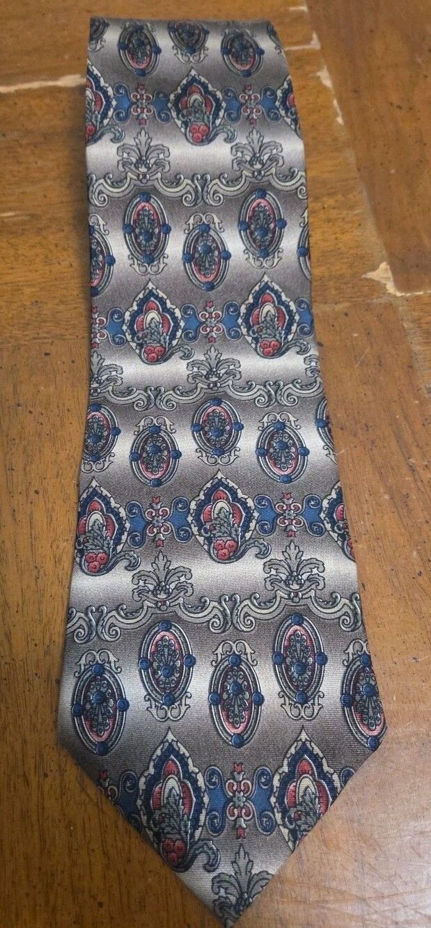 Oscar de la Renta Couture Tie Beige Design Imported 100% Silk USA Tie
